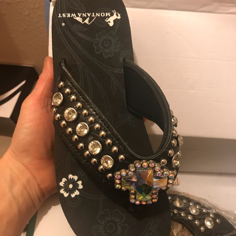 Flip flops *traded to nanieann38*